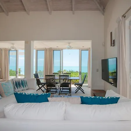 Aqua Del Rose 1 Bedroom Cottage - Beachfront